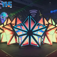 Module de logo irrégulier en forme de triangle d'écran d'affichage à LED de forme spéciale P2mm pour le texte de module vidéo de détaillant d'affaires de libre-service