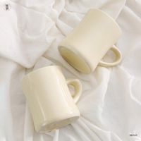 Personnalisez les tasses à café colorées populaires nordiques 11oz mignon blanc de sublimation de logo personnalisé tasse en céramique avec poignée