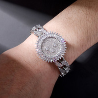 Bracelet pour femmes catholiques Notre-Dame de Guadalupe Vierge Marie avec breloque médaille Saint Benoît en oxyde de zirconium, bijoux religieux, chaîne à maillons floraux, tendance