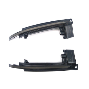 ไฟเลี้ยวกระจกมองข้างแบบไดนามิก ADT พร้อมไฟเลี้ยวแบบเรียงลำดับ - Product Image 1
