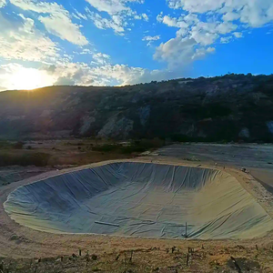 Vente flash : géomembrane HDPE renforcée en polyéthylène noir pour bassins, piscines à poissons/koi, bassins de jardin/bassins d'irrigation - <span class=keywords><strong>prix</strong></span> compétitif - Product Image 6