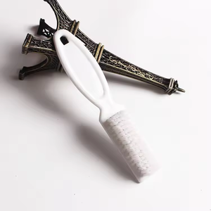 Petite <span class=keywords><strong>brosse</strong></span> à long manche <span class=keywords><strong>brosse</strong></span> <span class=keywords><strong>pour</strong></span> planche de nettoyage <span class=keywords><strong>brosse</strong></span> à <span class=keywords><strong>ongles</strong></span> <span class=keywords><strong>magique</strong></span> multifonctionnelle <span class=keywords><strong>pour</strong></span> laver les vêtements et les chaussures - Product Image 5