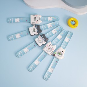 Montre à clipser pour enfants avec motif d'animaux de dessin animé, montre à quartz avec design licorne, chat, mouton, singe, montre à clipser <span class=keywords><strong>en</strong></span> silicone pour garçons et filles - Product Image 2