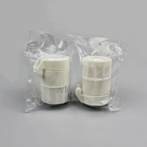 40 năm nhà sản xuất du lịch Kích thước nhựa xách tay đa Pill Cutter Crusher Organizer Box với Cutter - Product Image 1