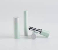 Tube à lèvres à fermeture magnétique, conteneur vide personnalisé en aluminium pour brillant à lèvres, emballage cosmétique rechargeable très vendu