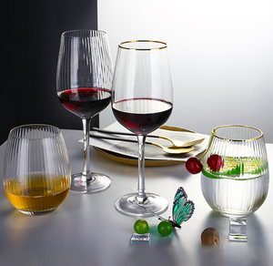<span class=keywords><strong>Lot</strong></span> de 2 Verres <span class=keywords><strong>à</strong></span> <span class=keywords><strong>Vin</strong></span> <span class=keywords><strong>À</strong></span> Bord Doré Ensemble de Cadeaux - Product Image 3