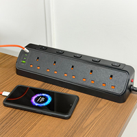Hub de charge de bureau noir personnalisé 13A avec multiprise britannique et commandes d'ensembles de prises séparés, chargement USB-C pour salles de réunion