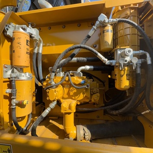 Presque neuf, haute qualité, économique en carburant et puissant, excavateur Caterpillar 320D2L d'occasion de 20 tonnes pour projets de construction - Product Image 4