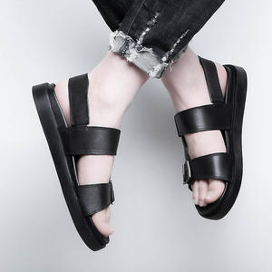 Sandales d'été respirantes à double usage pour hommes, pantoufles pour hommes à porter à l'extérieur, antidérapantes, à <span class=keywords><strong>semelle</strong></span> souple, chaussures de plage décontractées - Product Image 4