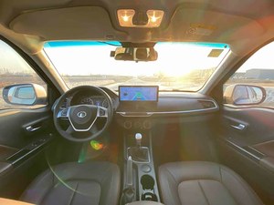 Fengjun 7, Camioneta Doble Cabina Grande Ultrapráctica con Tracción en 2 Ruedas, Auto Usado de Marca China en Venta - Product Image 3