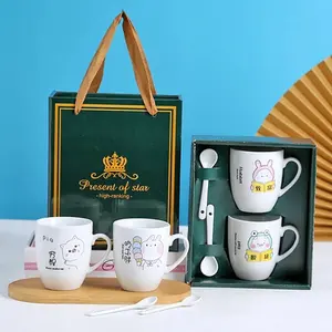 Kreative 12oz weiße Druck becher Werbung Geschenk Paar Paar Tasse Cartoon Kaffeetasse Hochzeits geschenk Keramik Tasse