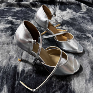 Scarpe da Ballo da Tango Argentino Professionali da Donna con Tacco da 8.5cm Placcato in Metallo, Suola Rigida in Pelle Bovina, Colore Argento - Product Image 4