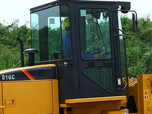 Carregadeira de Rodas Mini de <span class=keywords><strong>1</strong></span> Tonelada da Marca Chinesa 816c com Caçamba de 0,8m³ – Preço Barato para Venda - Product Image 5