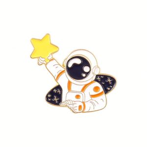 Pins de Esmalte Graduación 2026 Stock para Bufalos Mojados Astronauta Espacial Boda China Viernes <span class=keywords><strong>13</strong></span> - Product Image 6
