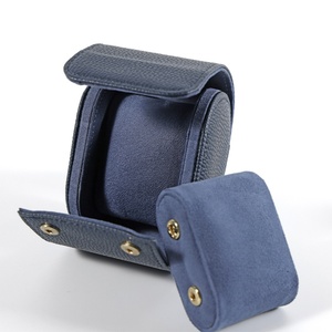 Boîte de rangement pour montres en cuir PU portable personnalisée OEM ODM pour l'organisation des bijoux et des montres - Product Image 2