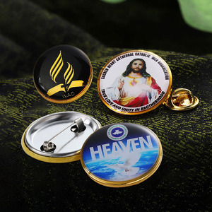 OEM Cá Nhân Huy Hiệu Nhỏ Vòng Ảnh <span class=keywords><strong>Epoxy</strong></span> Tùy Chỉnh Pins <span class=keywords><strong>Logo</strong></span> Vàng Kẽm Hợp Kim Nhựa <span class=keywords><strong>Epoxy</strong></span> Kim Loại Ve Áo <span class=keywords><strong>Pin</strong></span> Cho Quà Tặng - Product Image 1