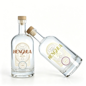 Bouteille de liqueur en verre personnalisée avec logo, style nordique, ronde, givrée, pour <span class=keywords><strong>vodka</strong></span>, whisky, rhum, gin, 16 oz, 50 cl, 500 ml, avec bouchon - Product Image 1