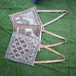 Alfombra de Oración Musulmana Transpirable de Hilo Chenille Resistente a las Manchas con Diseño Floral Personalizable, Moderna, Europea, Clásica - Product Image 1
