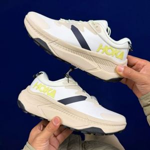 Chaussures de randonnée imperméables HOKAS Transport GTX - Chaussures de sport d'extérieur antidérapantes et durables. Style pour hommes et femmes, avec coussinets - Product Image 2