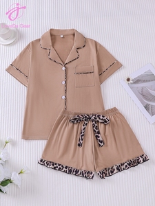 <span class=keywords><strong>Pigiama</strong></span> Estivo da Donna Loveda con Logo Personalizzato, Stampa Leopardata, Top a Maniche Corte e Pantaloncini con Fiocco, Set <span class=keywords><strong>Pigiama</strong></span> Leggero - Product Image 3