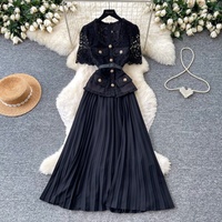 Robe longue décontractée élégante pour femme WIWT, avec empiècements en dentelle, plissée, coupe trapèze, manches courtes, ceinture et taille haute, idéale pour le quotidien et les soirées.