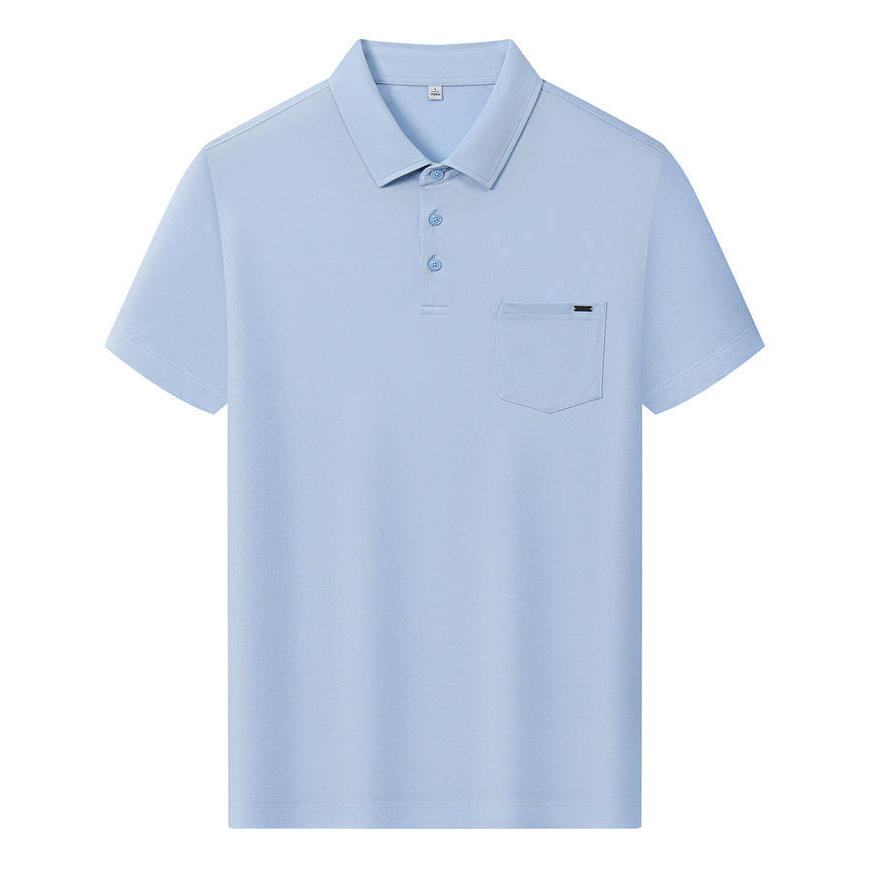 เมฆและน้ำสีฟ้า