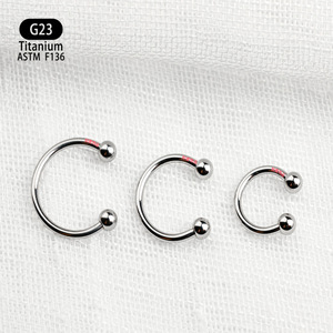 Boucles d'oreilles créoles en titane G23 en forme de C, 8 mm, 10 mm, 12 mm, pour piercing du nez, de l'oreille, des lèvres, de la langue, bijoux de corps unisexes - Product Image 3