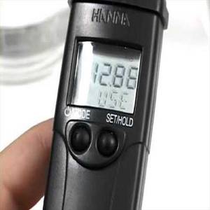 Medidor de pH, EC y TDS Hanna Combo, Impermeable, Probador de Calidad del Agua, 0-14 pH, 0-4990 ppm - Product Image 2