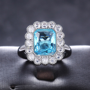 Anello Vintage con Zircone per Donne, Elegante Gioiello da Dito alla Moda - Product Image 3