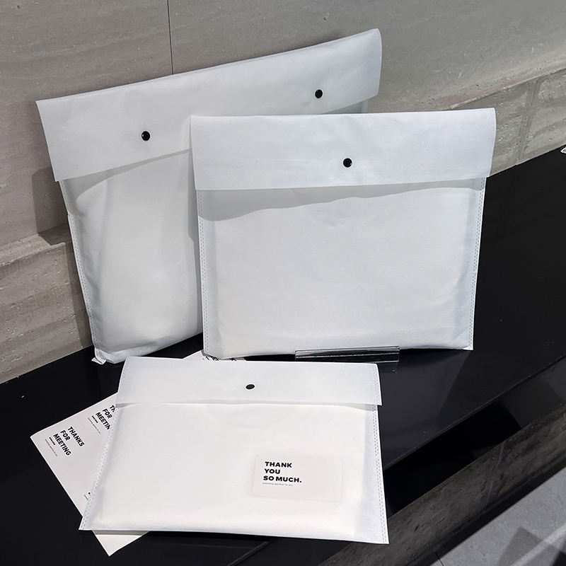 Thickened non-woven fabric packaging bag-white
