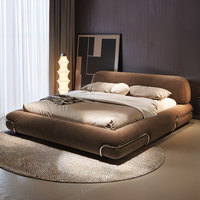 Neuestes Designer-Wolkenbett Modernes Gepolstertes Stoffbett-Set Schlafzimmermöbel Beliebter Cremefarbener Stil Hochwertiges Weiches Kingsize-Bettgestell
