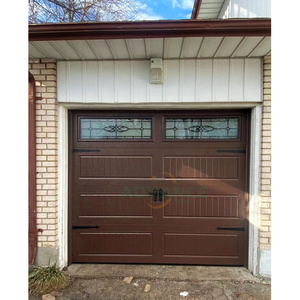 Porte de <span class=keywords><strong>garage</strong></span> sectionnelle galvanisée robuste de 50 mm avec finition brillante texturée effet peau d'<span class=keywords><strong>orange</strong></span> et fenêtres latérales pour maison moderne - Product Image 1