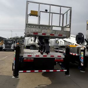 Camion léger Sinotruk HOWO, véhicule de travail aérien à flèche pliante de 25 m, transmission 4x2, stabilisateurs de type H pour les travaux en espace restreint - Product Image 5