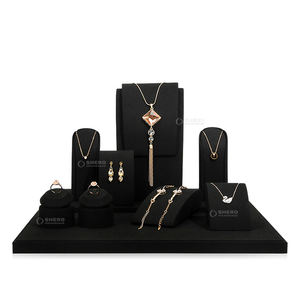 Venta al por mayor accesorios de reloj escaparate de microfibra juego de exhibición de reloj embalaje de joyería de metal soporte de accesorios de exhibición personalizado - Product Image 3