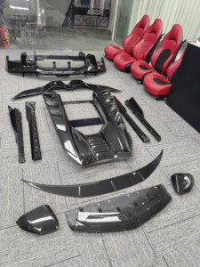 Kit de Carrocería de Fibra de Carbono de Alto Rendimiento para Lamborghini Aventador Widebody, Piezas Aerodinámicas - Ajuste Preciso de ±0.5mm - Product Image 1