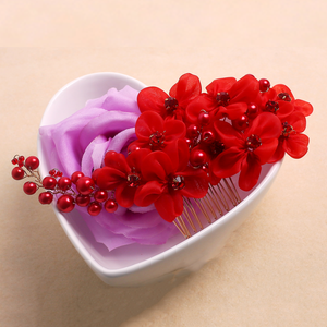 Promotion : <span class=keywords><strong>Couronne</strong></span> de <span class=keywords><strong>mariage</strong></span> en tissu à <span class=keywords><strong>fleurs</strong></span> rouges, peigne à cheveux perlé en alliage avec feuilles, ensembles de bijoux boucles d'oreilles, accessoires de <span class=keywords><strong>coiffure</strong></span> de mariée - Product Image 3