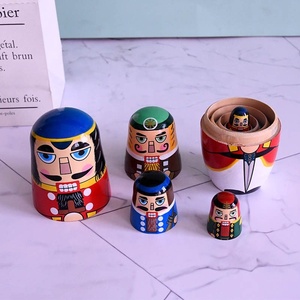 <span class=keywords><strong>Soldat</strong></span> de Noël en bois, style Casse-Noisette, figurine russe Matryoshka, jouet peint pour enfants, petit cadeau de vacances, décoration et ornements - Product Image 2