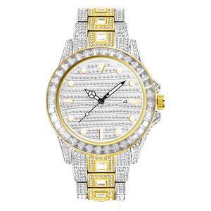 Reloj de Pulsera de Cuarzo para Hombre, Diseño Moderno y Elegante, Chapado en Oro y Plata, con Diamantes de Laboratorio en Forma de Baguette, Estilo Arcoíris - Product Image 3