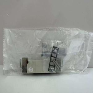 Vanne solénoïde d'origine SMC SY5240-5LOZ - Product Image 4