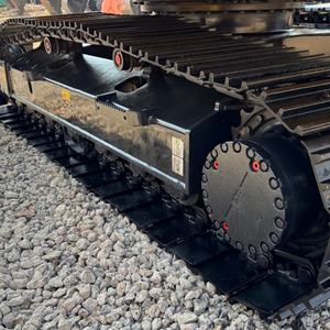 Excavadora Usada Barata Komatsu PC200-8 Fabricada en Japón, Excavadora de Segunda Mano, Máquina Mediana de 20 Toneladas, Pocas Horas de Trabajo - Product Image 2