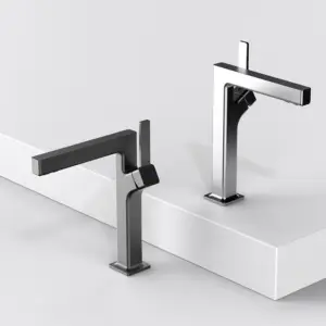 Grifo moderno de latón dorado para montaje en cubierta, grifo mezclador de lavabo de baño de agua fría y caliente de una sola palanca