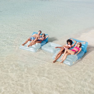 Flotador Inflable con Diseño de Arcoíris, Ideal para Fiestas de Verano en la Piscina, Personalizable con Logotipo y Color - Product Image 3