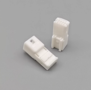Nuevo Conector Original 1376352-1 con Carcasa de Plástico, Disponible en Grandes Cantidades a Bajo Precio - Product Image 1