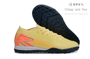 Nuove <span class=keywords><strong>scarpe</strong></span> <span class=keywords><strong>da</strong></span> calcio antiscivolo a taglio basso per bambini e ragazzi <span class=keywords><strong>scarpe</strong></span> <span class=keywords><strong>da</strong></span> allenamento sportive all'aperto traspiranti per la primavera e l'inverno - Product Image 4