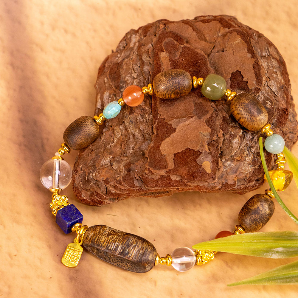 สีน้ำตาล