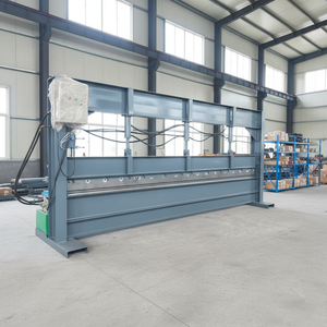 Machine de pliage automatique hydraulique pour tôles d'acier avec moteur à engrenages et roulement pour panneaux de pignon de toit, facile à utiliser - Product Image 3