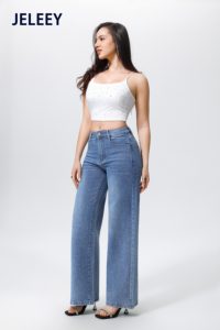 Jeans Moderni a Vita Alta, Vestibilità Ampia e Gamba Dritta con Strass Scintillanti per un Look Elegante e Sofisticato - Product Image 6