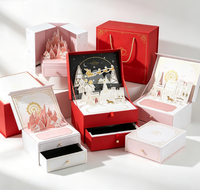 Boîte cadeau haut de gamme pour mariage et Noël, en papier rigide gaufré 3D personnalisé en usine, fabriquée à partir de matériaux recyclés, pour la sculpture sur papier