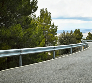 Système de barrières de sécurité pour ponts et autoroutes, destiné à l'ingénierie routière et de transport - Product Image 5