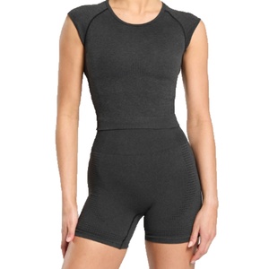 ชุดโยคะผู้หญิงแบบเรียบง่าย สีพื้น ไซส์ใหญ่ สำหรับออกกำลังกายและวิ่งจ๊อกกิ้ง ซึมซับเหงื่อได้ดี - Product Image 3